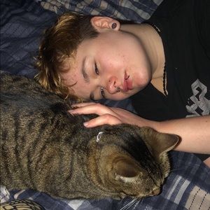 Meet your Posher, Cameron